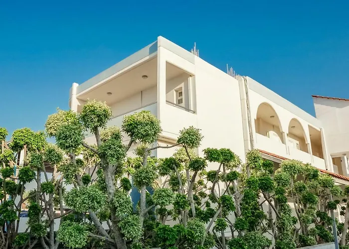 Sun Maris Aparthotel 4*